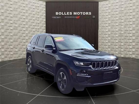JEEP GRAND CHEROKEE 2024 1C4RJYB61RC719127 image